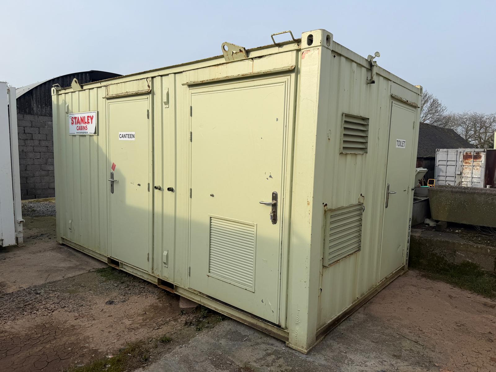 16′ x 9′ Self Contained Static Welfare Unit with Generator – Ref.-217