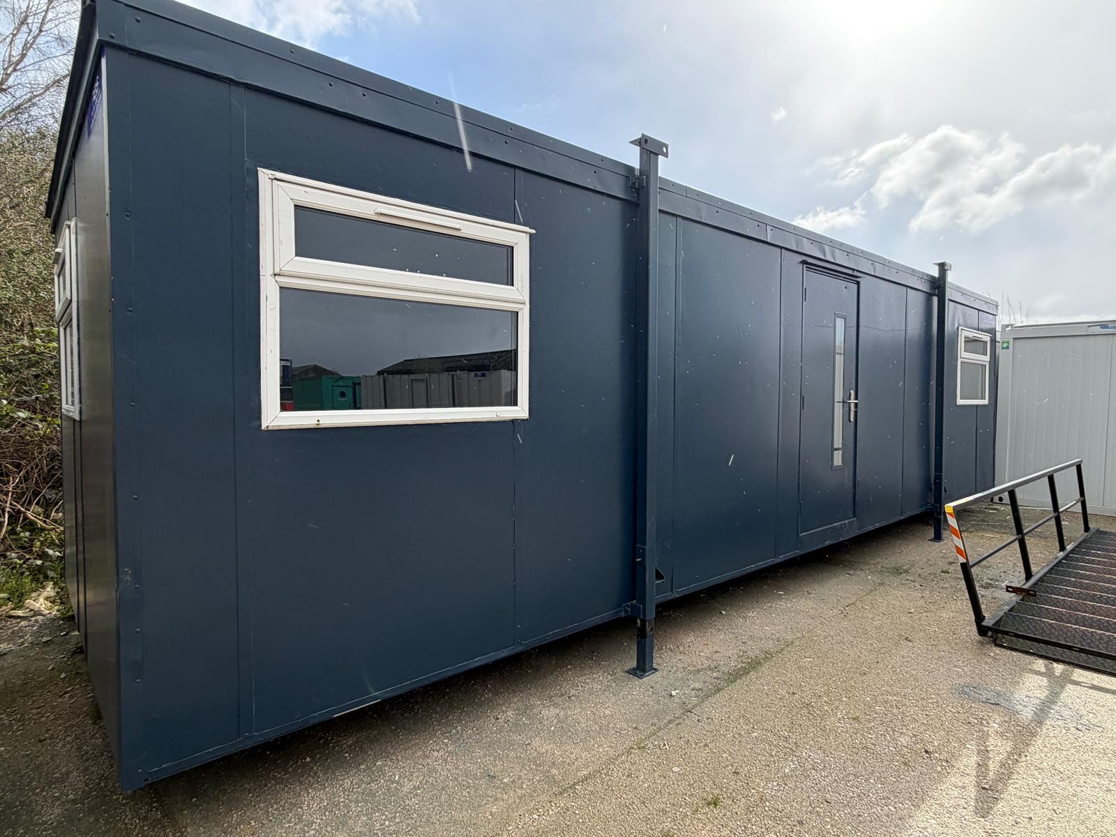 32′ x 10′ Jackleg Open Plan Unit – Ref.-RBS7