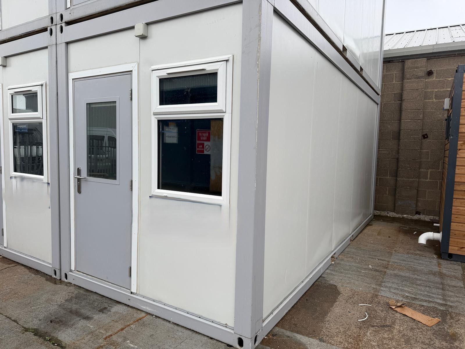 20′ x 8′ Sleeper Unit – Ref.-RBS8