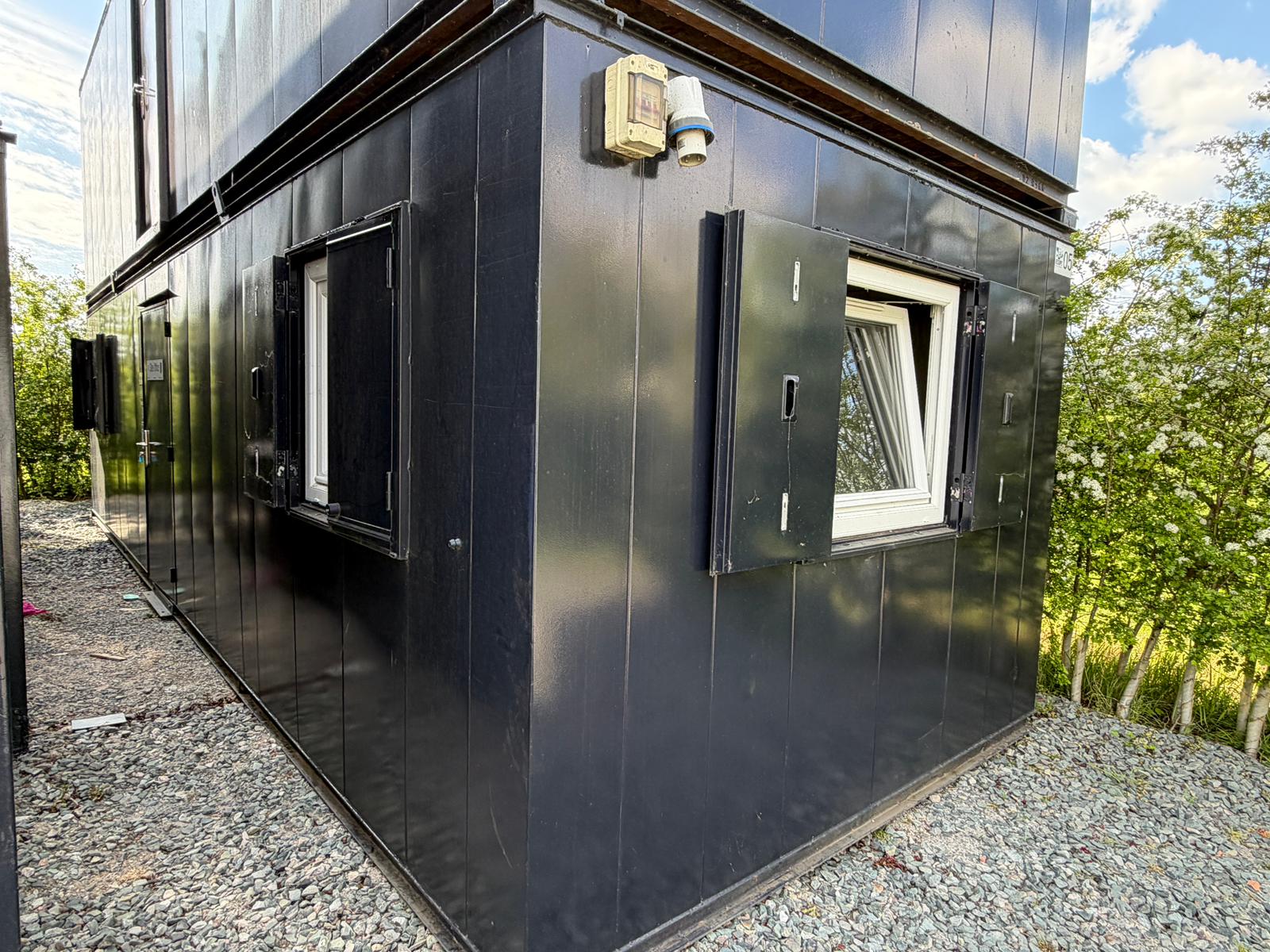 32′ x 10′ AV Office- Ref.-242