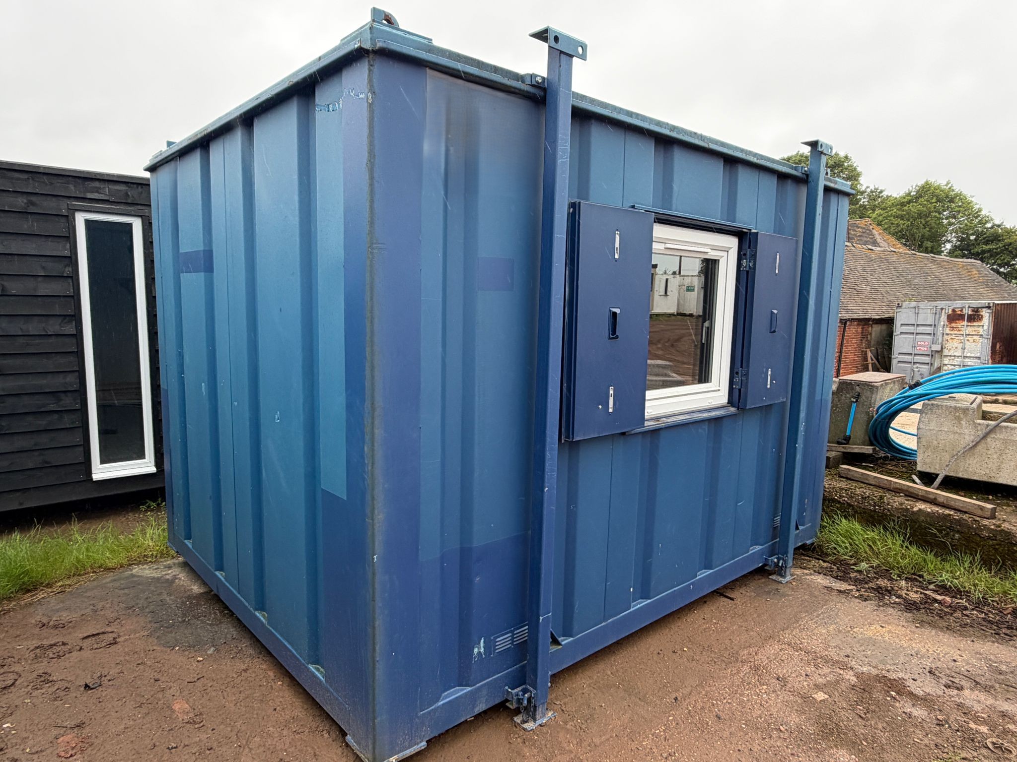 12′ x 9′ Office – Ref.-295