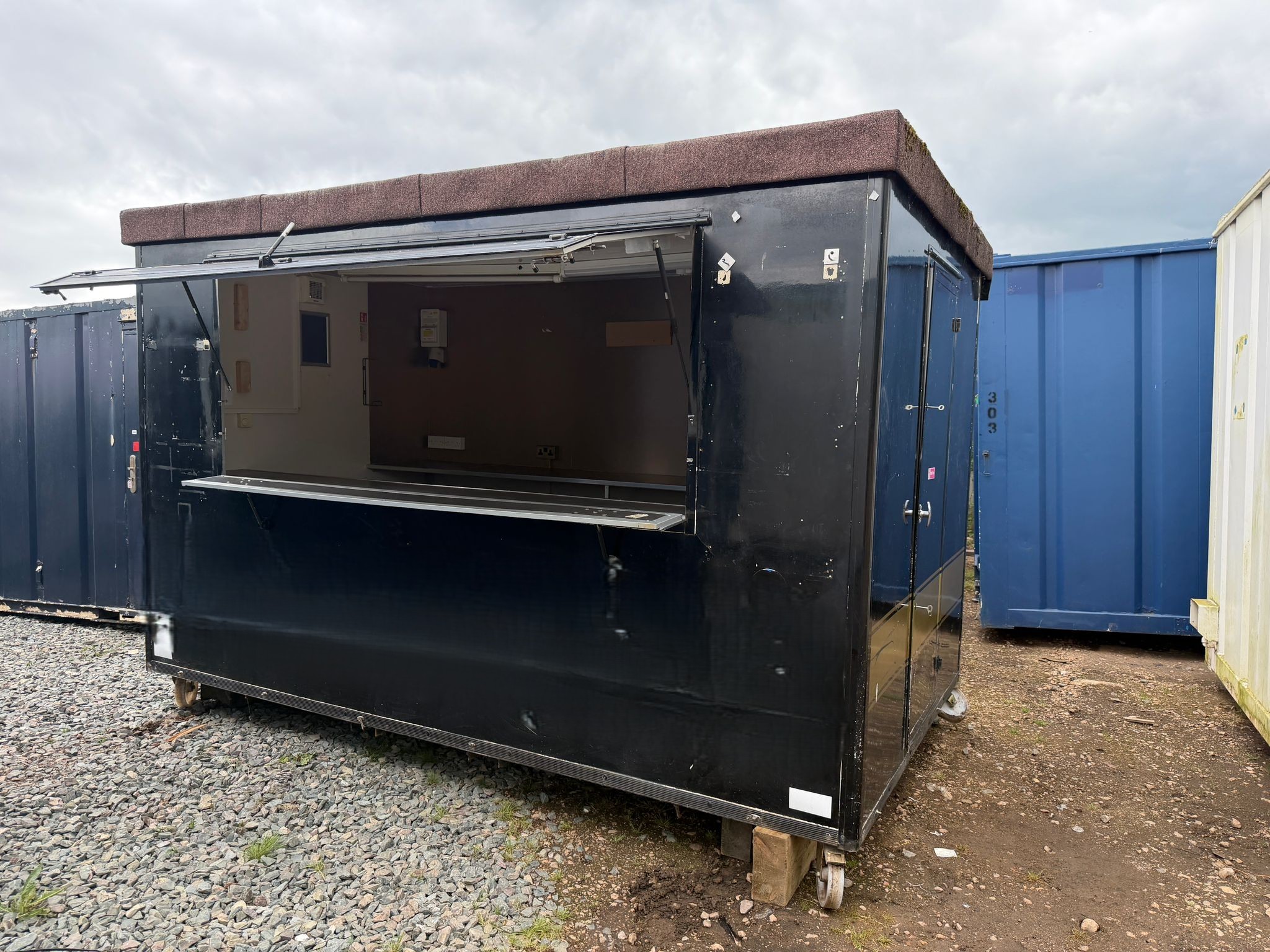 12′ x 8′ Food/Coffee Kiosk – Ref.-322
