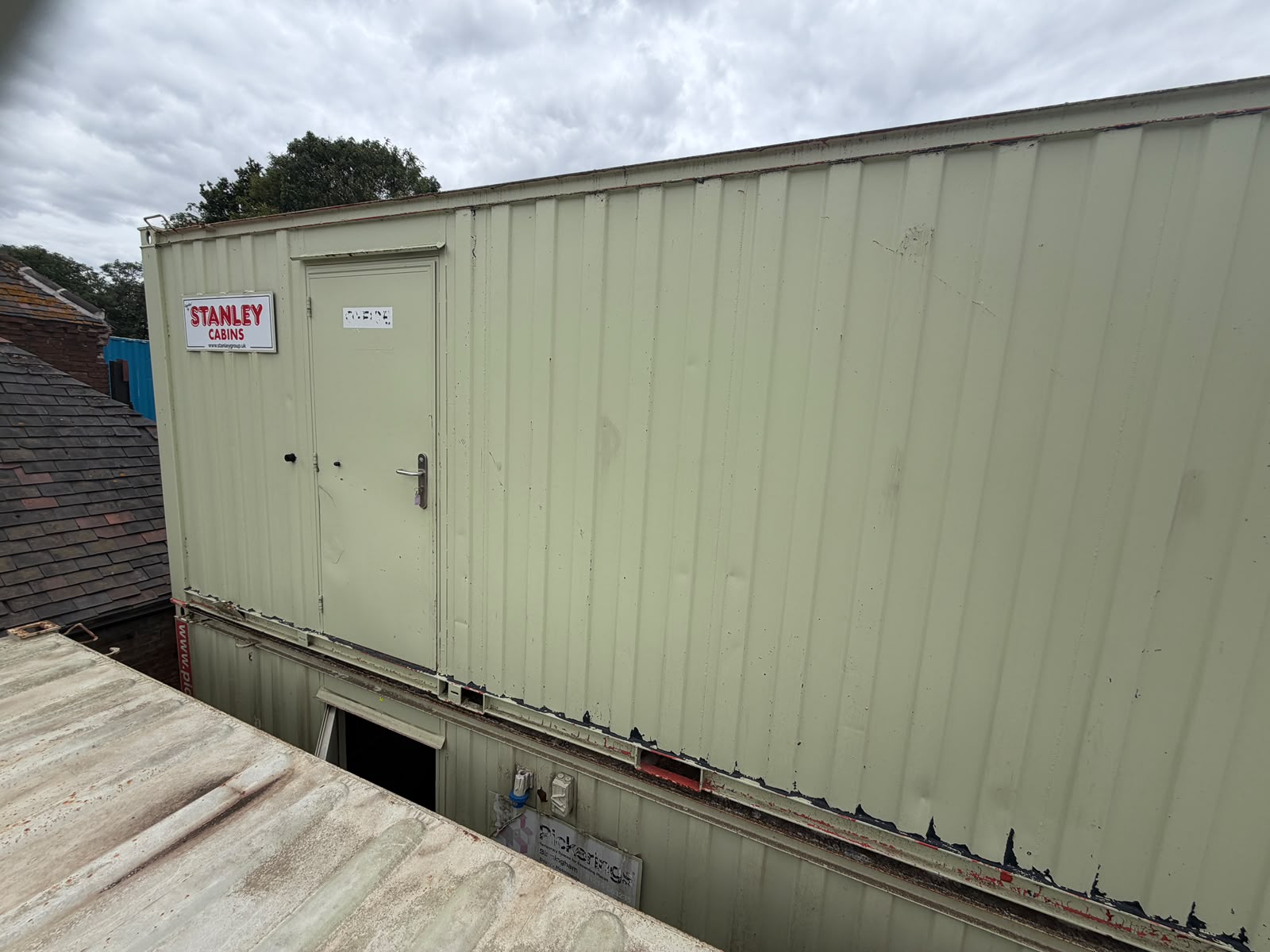 21′ x 8′ 50/50 Office/Store – Ref.-66