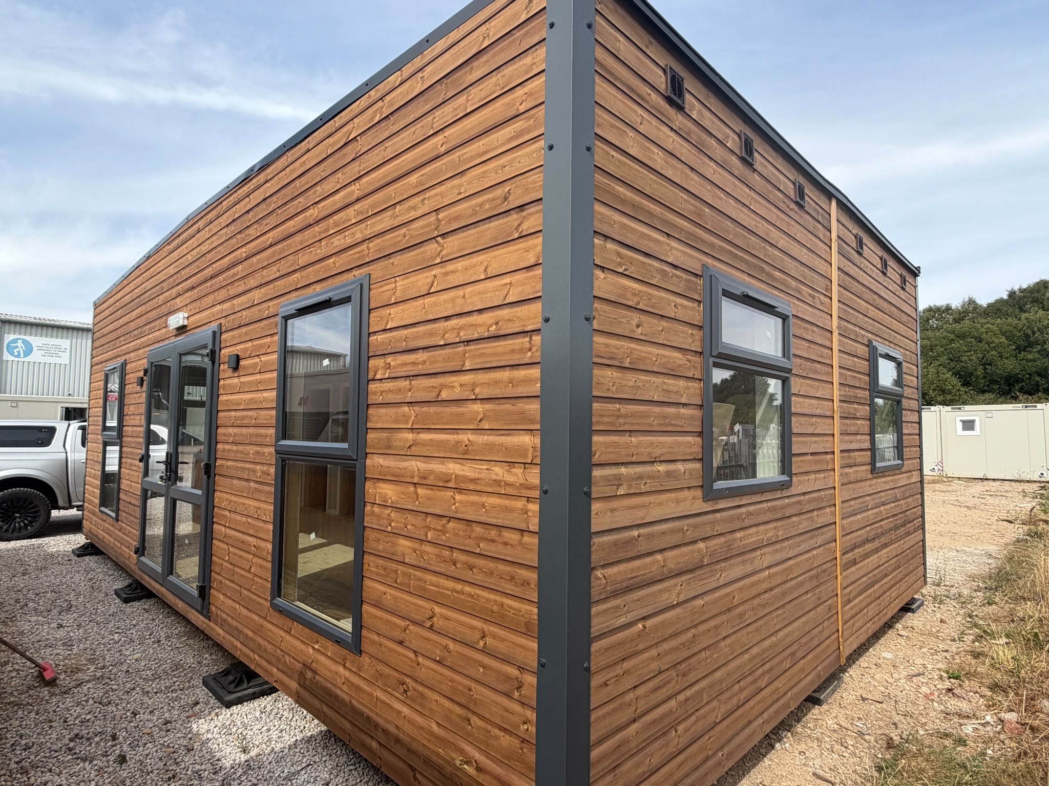 Fully Refurbished 2 Bay (28′ x 18′) Modular Building – Ref.-RBS2BM
